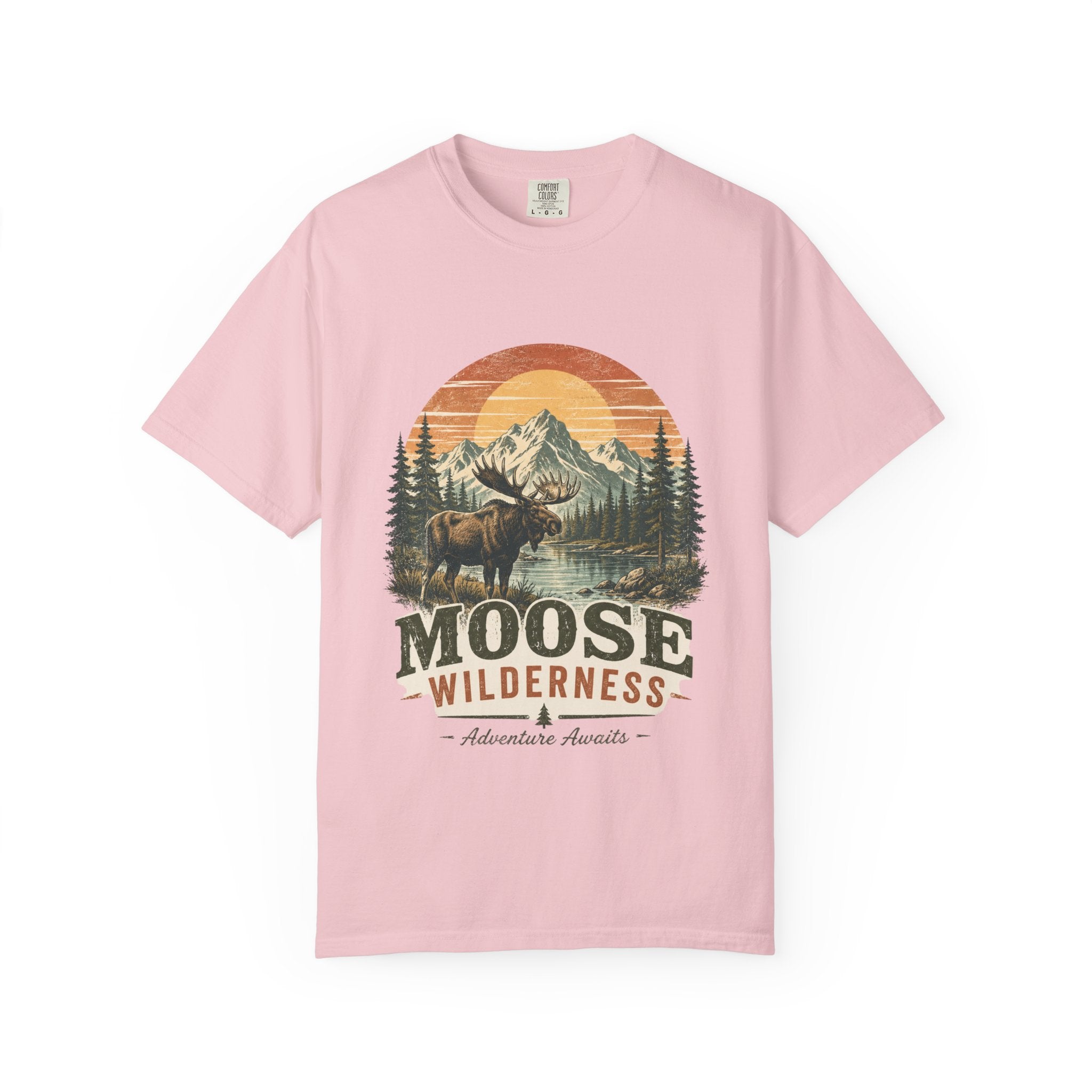 Moose Wilderness T-Shirt — Vintage Mountain Outdoor Adventure Tee
