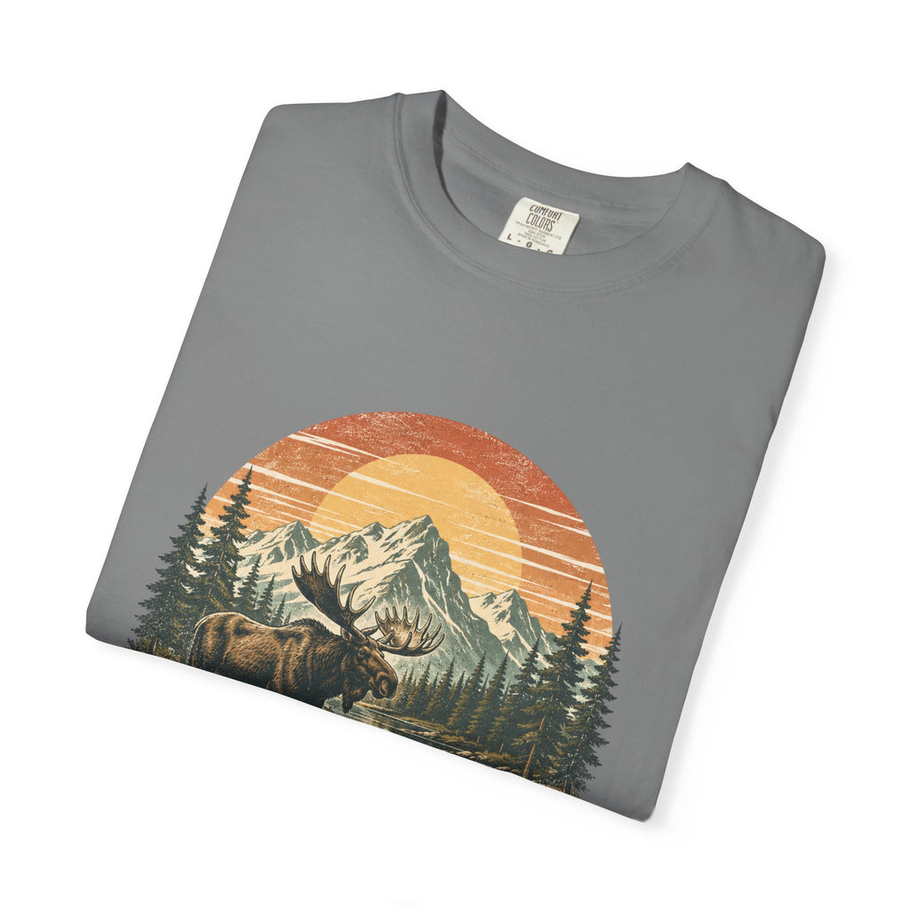 Moose Wilderness T-Shirt — Vintage Mountain Outdoor Adventure Tee