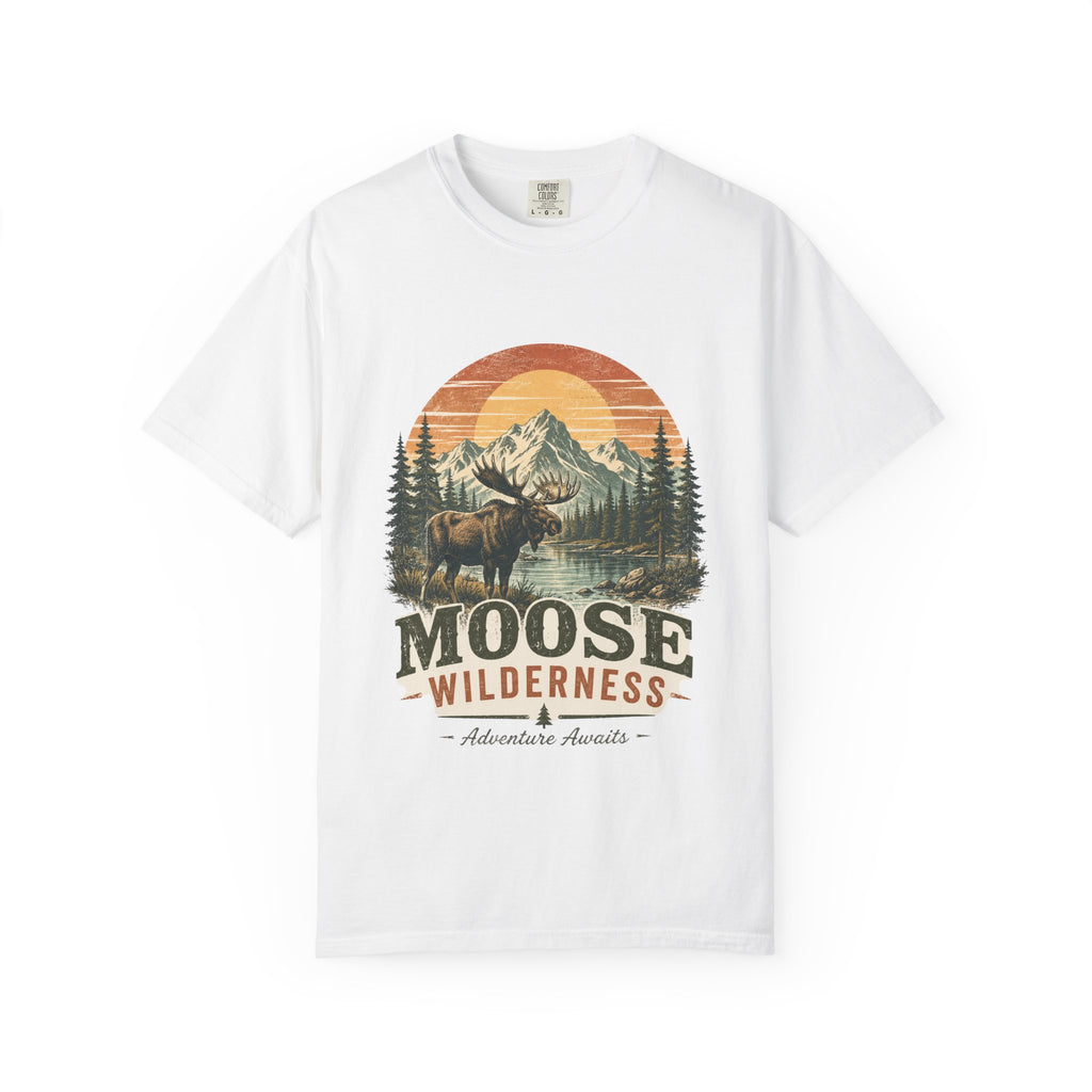 Moose Wilderness T-Shirt — Vintage Mountain Outdoor Adventure Tee